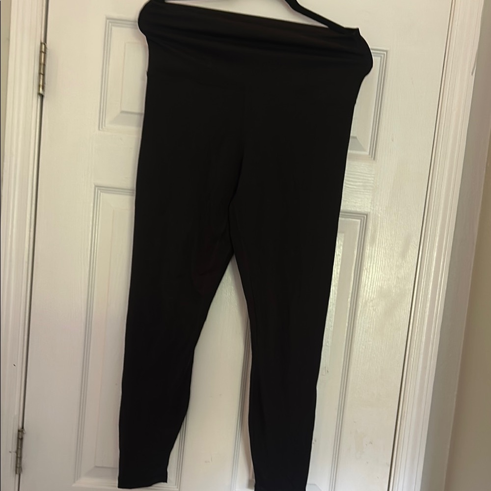 Yogalicious Black Leggings Stretchy Form-Fitting